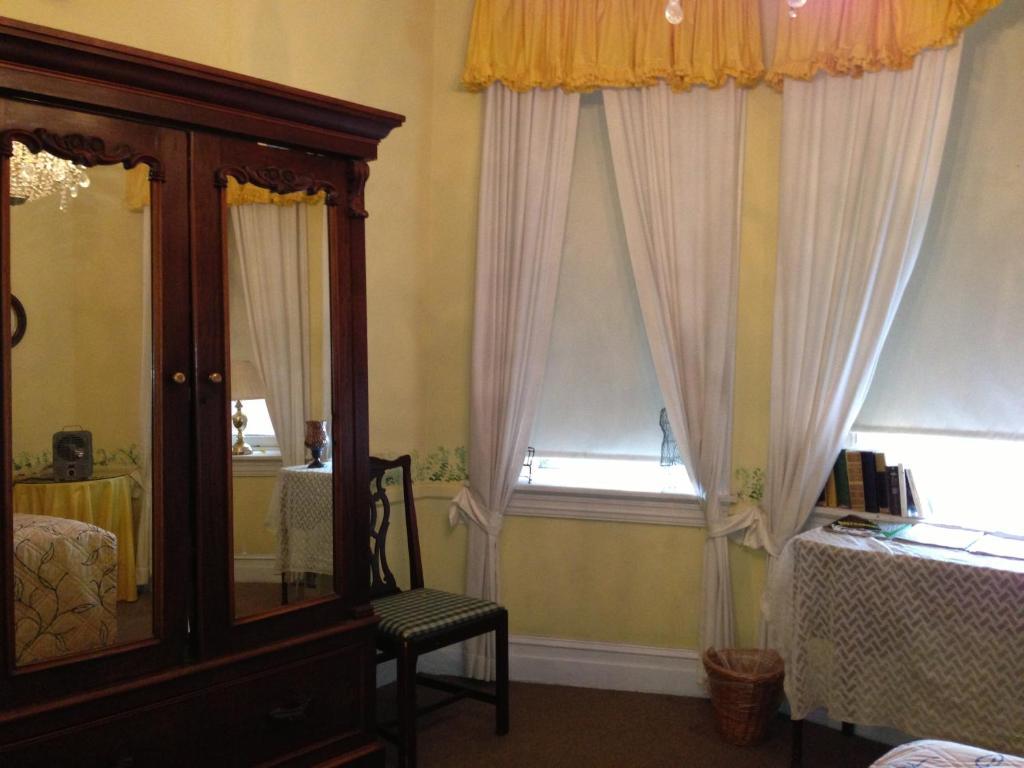 Abacrombie Inn Baltimore Szoba fotó